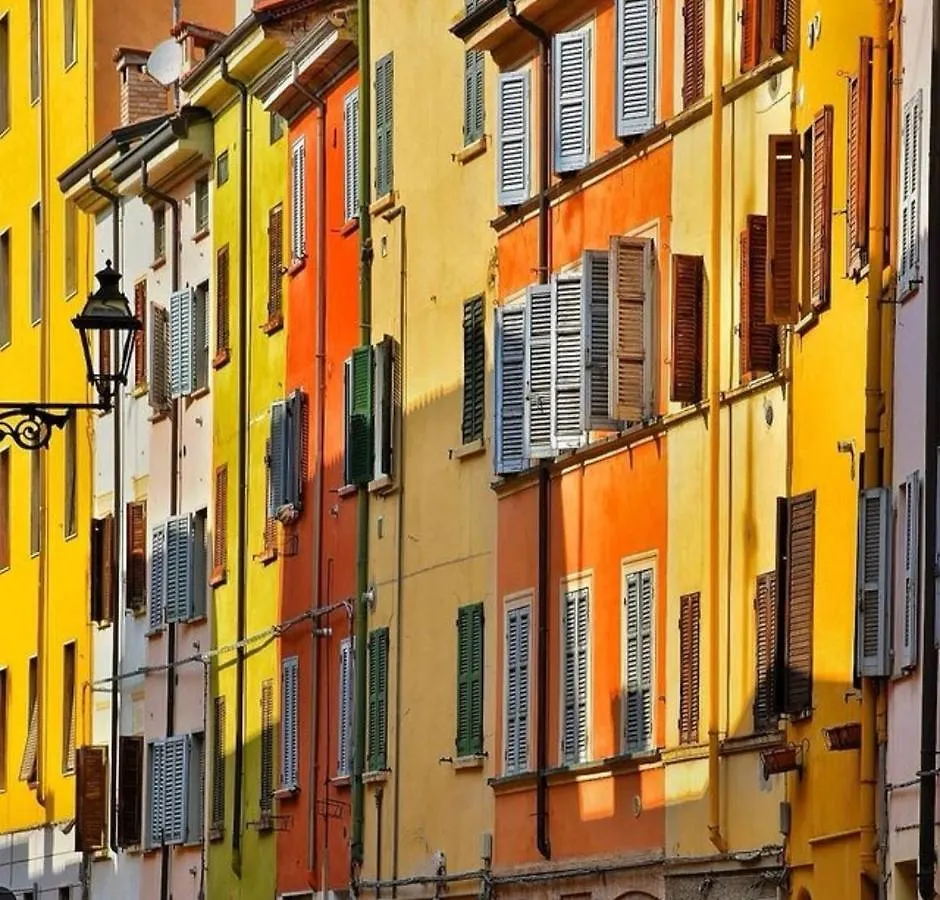 Parma Borgo Antico I I I Privat Parking Freeアパートメント